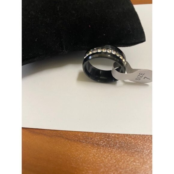 Stainless Steel Wedding Engagement Black Band Ring Size 7 Unisex - Picture 6 of 10
